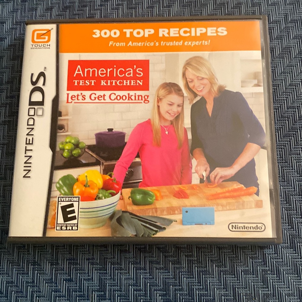 Nintendo DS: America’s Test Kitchen. 300 top recipes. In good condition.